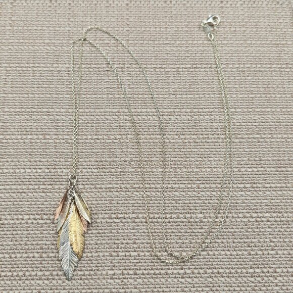 32 Inch Sterling Silver Gold Copper Several Feathers Necklace A6369 - Picture 1 of 6